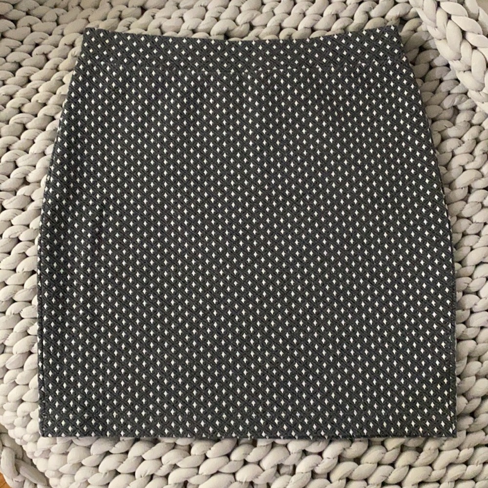 Loft gray skirt